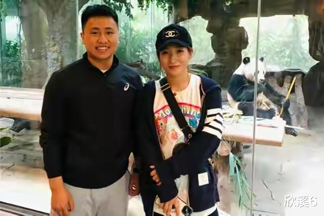 短发 做美甲玩碰碰车小枣刘诗雯全身心放松，快乐乒乓成了主旋律！