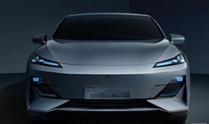 國產長安將推全新純電轎車！尺寸超Model 3，預計明年上市-圖3