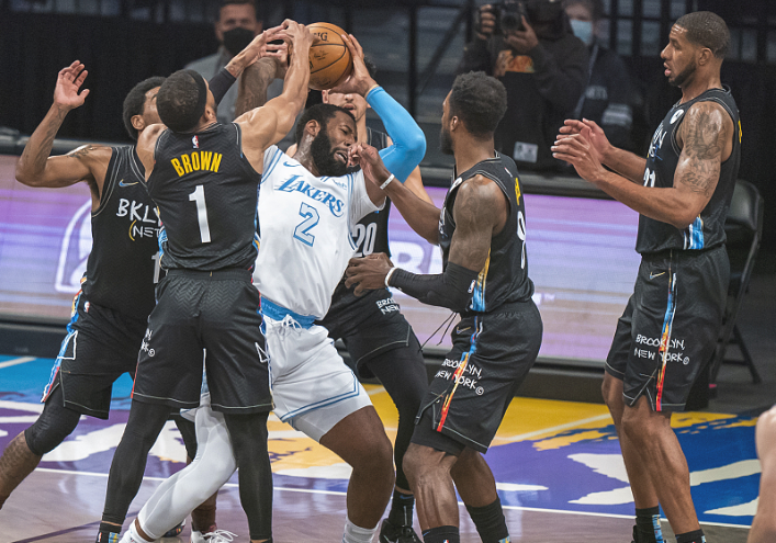 湖人队|湖人为何三分突然变准了？看看这张图，这笔交易做得太值了