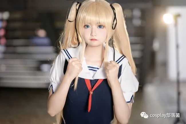 手办|cos：双马尾英梨梨，犹如手办般可爱