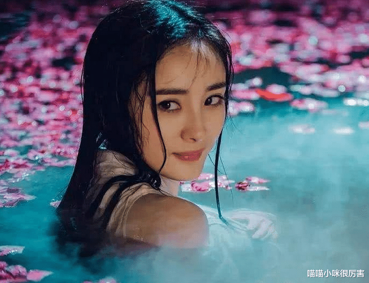 出水芙蓉|女星出水芙蓉的时刻，有的清纯有的美艳，每个都很美