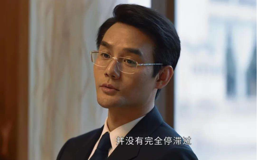 圣诞树|首播收视破1，更新2集越看越上瘾，终于有部让我不想快进的剧了