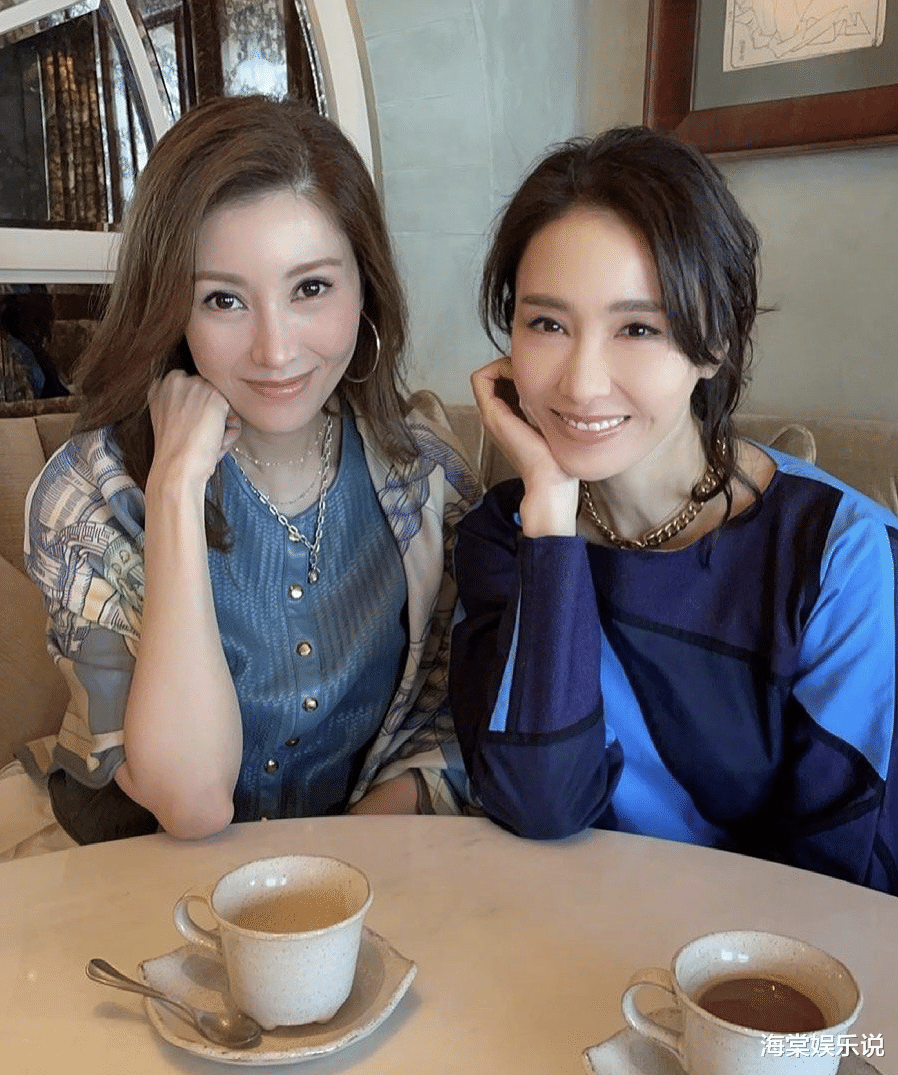 警察|李嘉欣美人迟暮了！9月21日晒照变化大，女神终究还是沧桑变老了