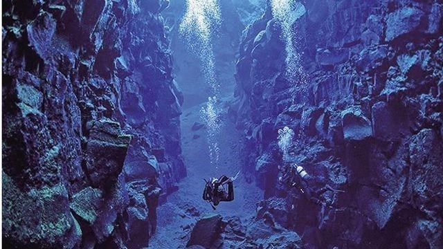 马里亚纳海沟 霍金预言将成真？马里亚纳海沟深处，发掘出了不该存在的物质