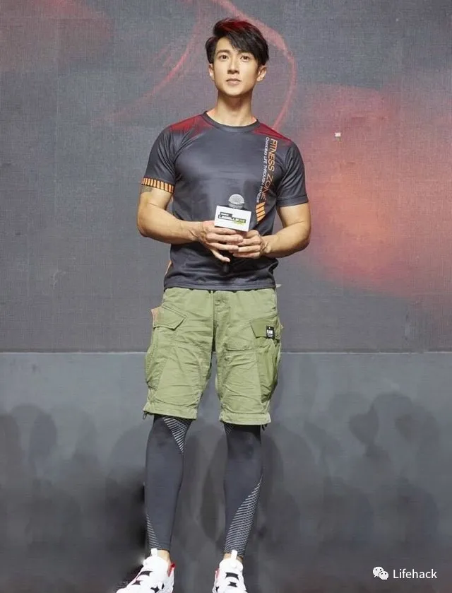 吴尊|42岁吴尊把同学熬成爹，网友：不老男神