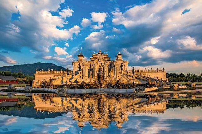 翡翠|流落国外的三件翡翠宝物，每一件都是价值连城！