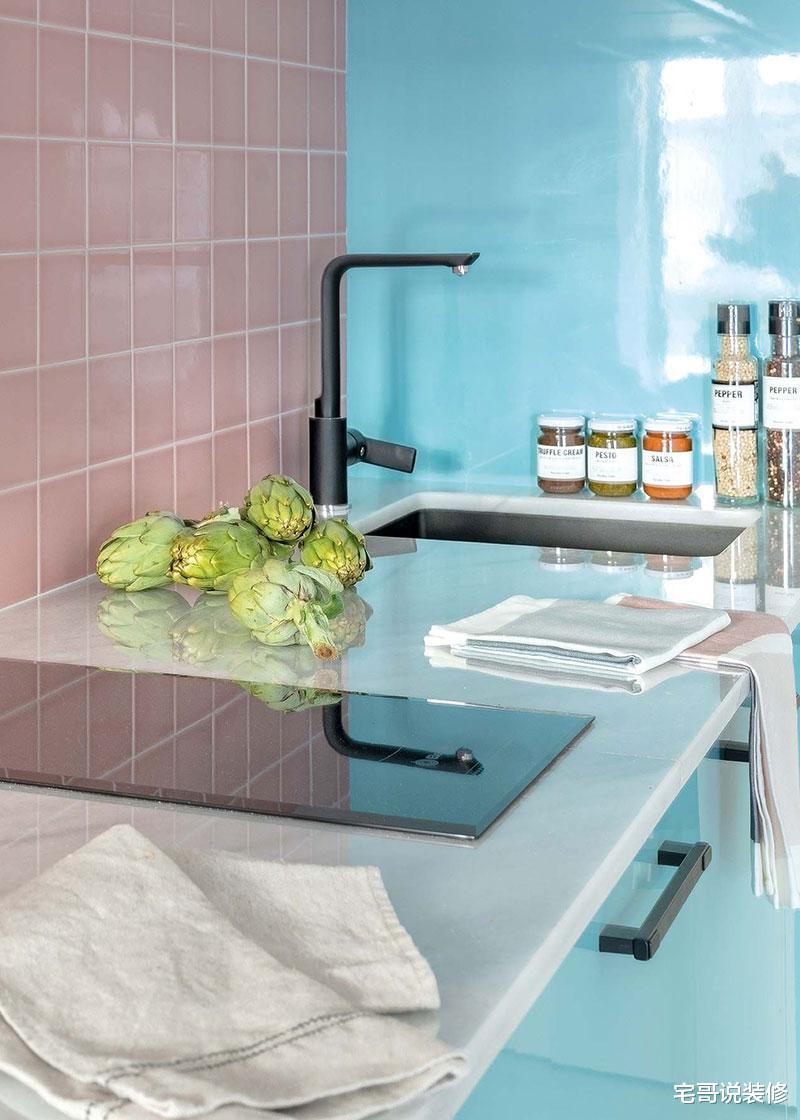 宅哥说装修|为了省钱,90后小姐姐买下45㎡破旧阁楼,改造后,变成温馨的家