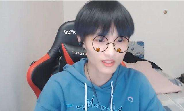 中单|黄金左手疯狂上分，第四次登顶韩服！绝活哥北枫称他是中单楷模