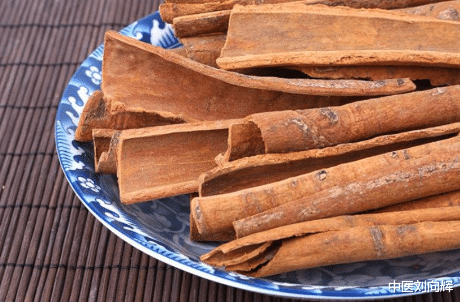 中药|一个补阳气的方子,1味中药泡水,温肾助阳、祛风散寒、引火归元