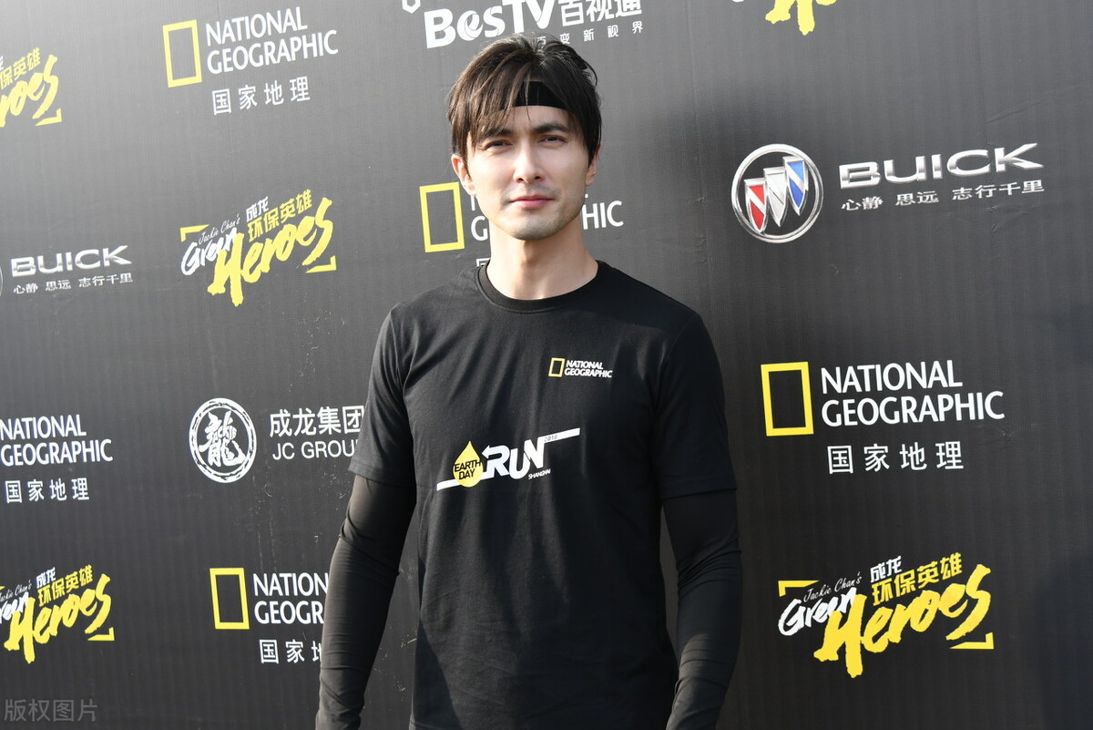 杨幂|艺人刚走红就解除合约，杨幂公司又出“白眼狼”？