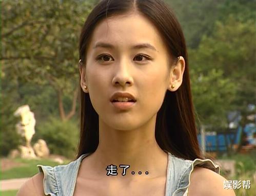 馨子|18岁花钱砸成女主走红，黄圣依为她作配，35岁破产沦为柜姐