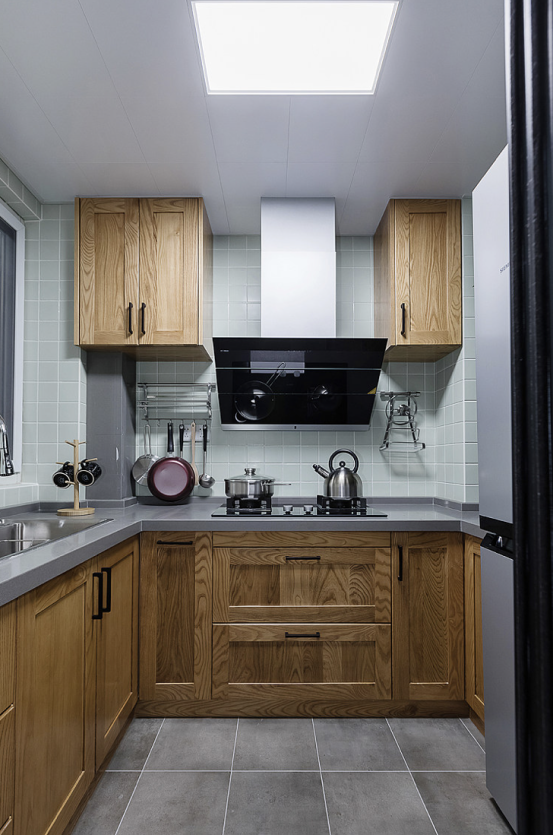 |杭州90㎡的三居室装修，果断砸掉沙发墙，完工后发现空间翻倍！