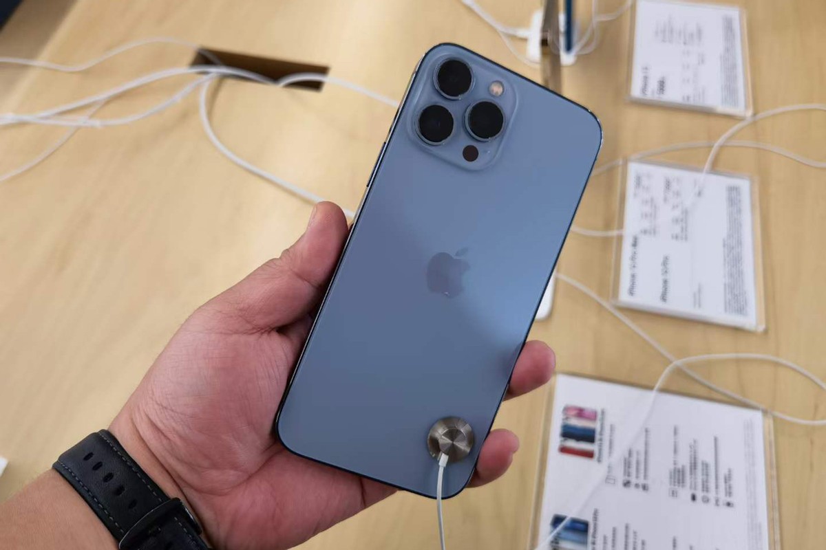 iphone13|开箱无小事！苹果iPhone13系列拿到手先做啥？网友已经总结教训