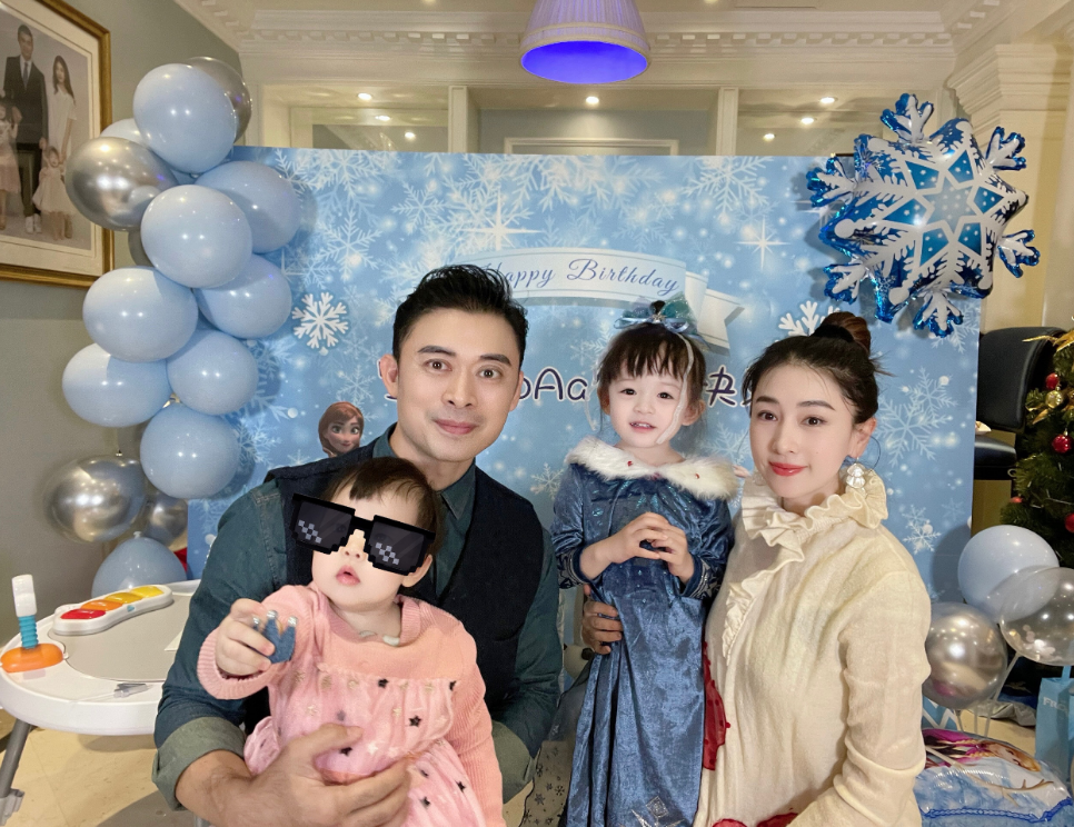 樊少皇|贾晓晨为女儿庆生，四岁兜兜皮肤雪白颜值出众，长相像爸爸樊少皇