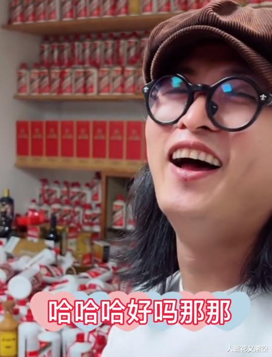 娱乐圈|53岁张敏已婚？老公强迫她穿睡衣出镜直播惹争议，当事人回应来了