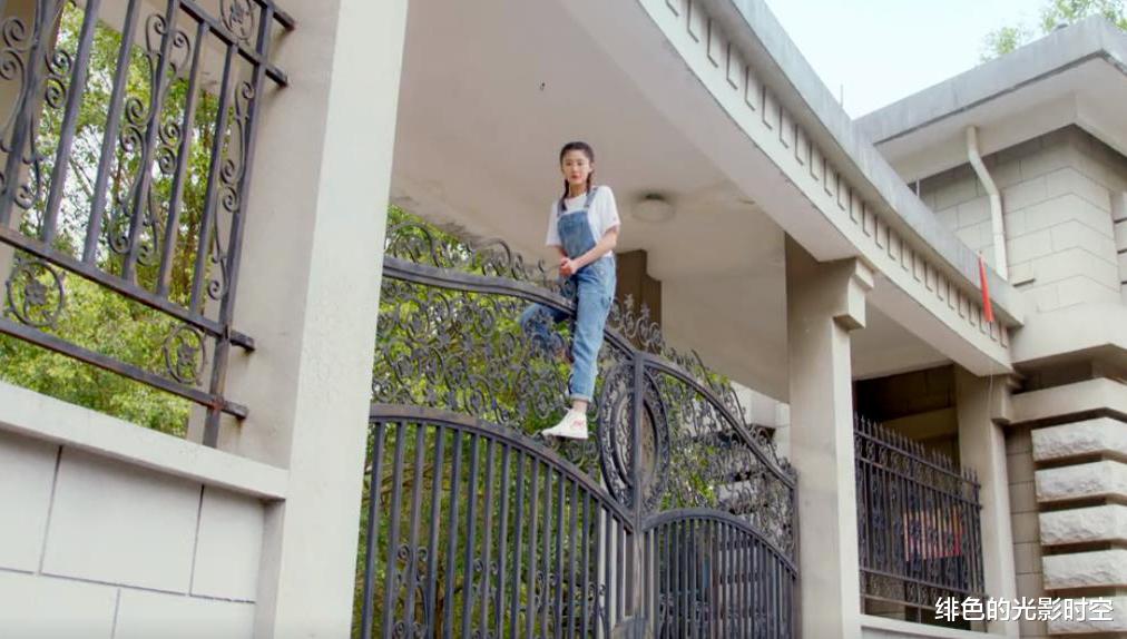 姚安娜|《而你刚好发光》首播：龚俊颜值演技都在线，但剧情太傻了