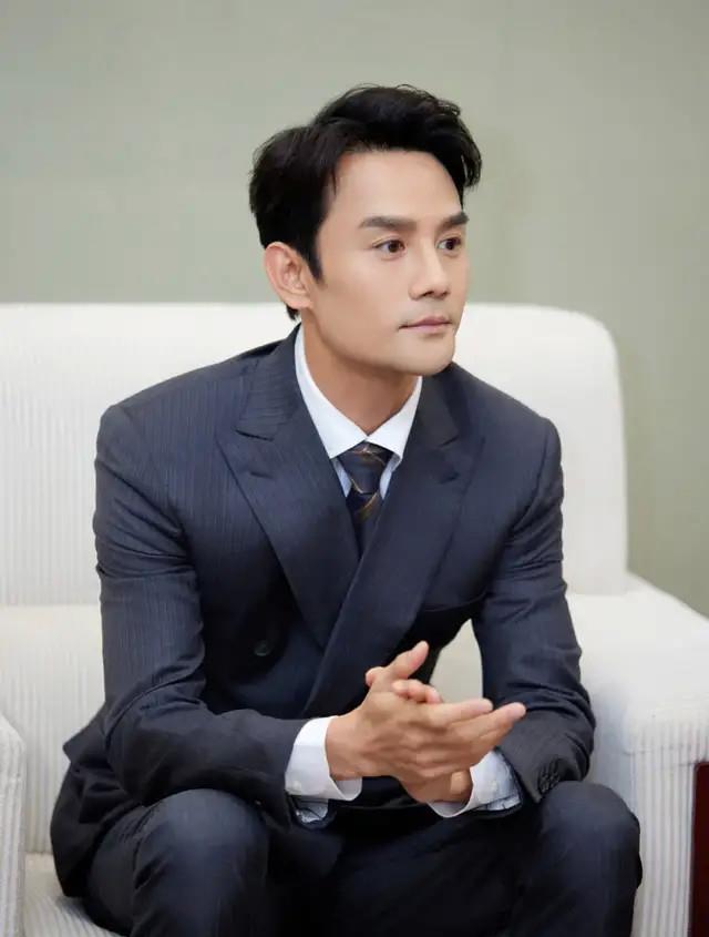 曹云金|中视协演员工委名单公布！刘涛靳东任副会长，张艺兴杨幂当选执委