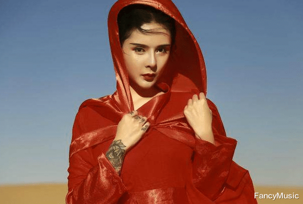 沉珂|曾经的非主流鼻祖，如今的天使妈妈，沉珂到底经历了什么？