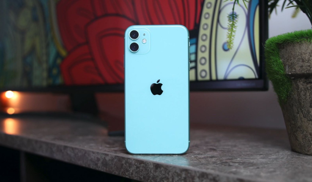 iphone11|经典iPhone二手售价亲民，128GB+A13芯片，价格跌破3000元