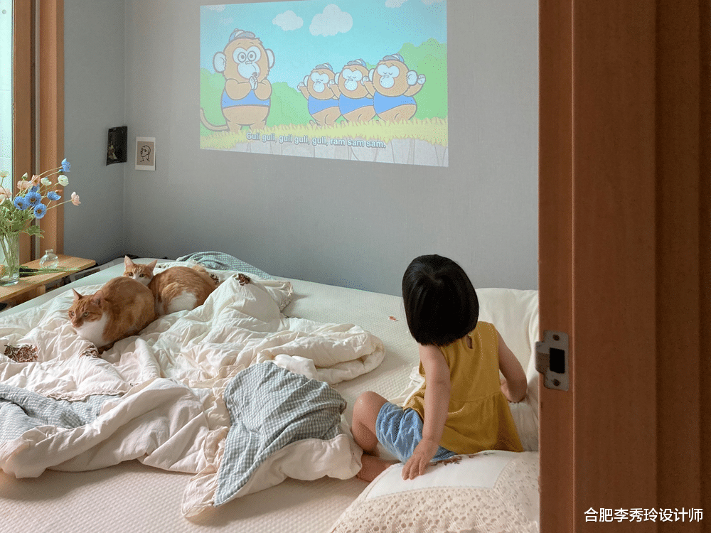 |同样是100㎡左右，她家客厅不放电视，阳台多功能设计，好住多了