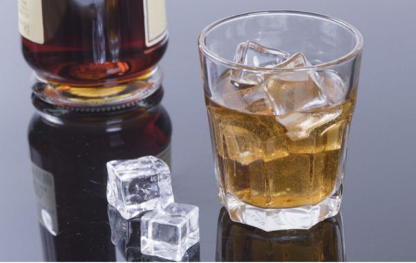 肝脏|56岁环卫大叔，肝脏硬化转癌，医生叹息：上了岁数怎能如此放纵