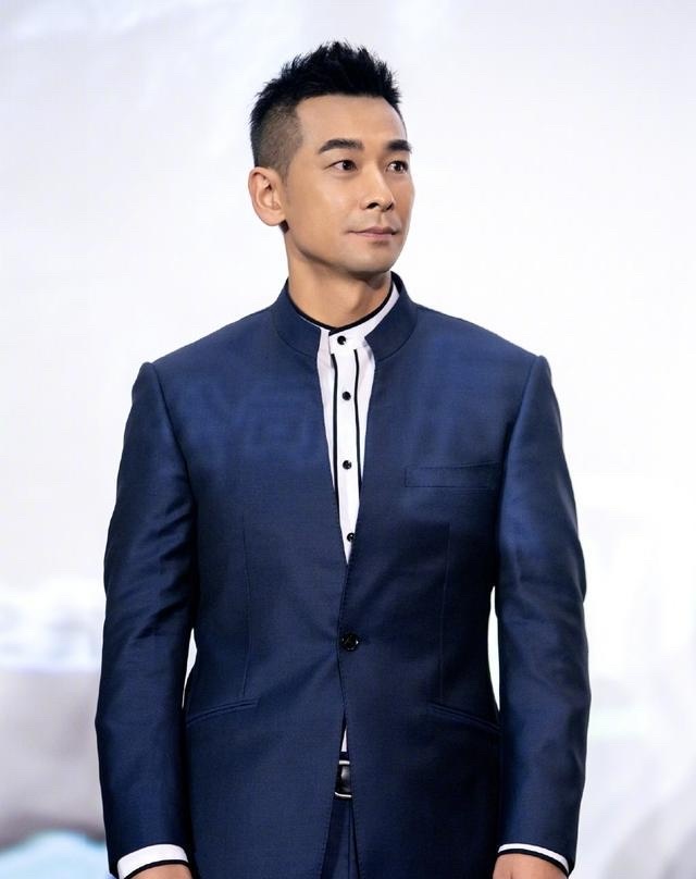 陈小春|《披荆斩棘的哥哥》中真正的大咖顶流有哪三位？