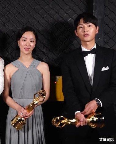 驻马店|第42届青龙奖看点，林允儿美出新高度，金惠秀艳压全场