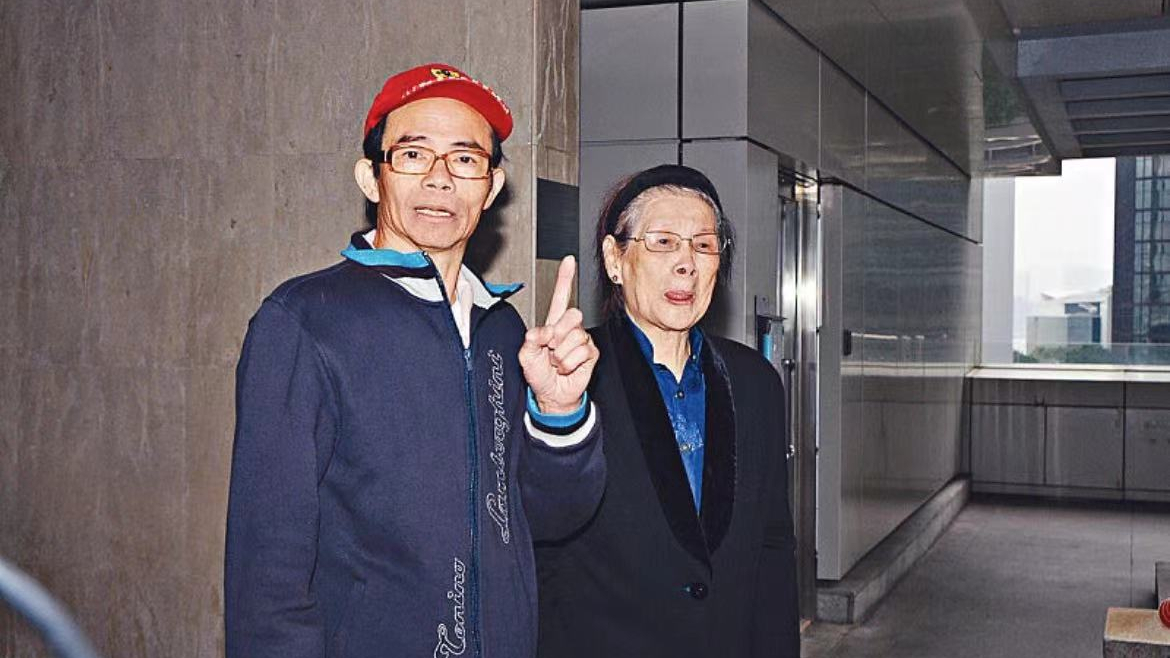 梅启明|梅妈被梅启明气得进医院，痛骂对方：他什么都要钱，简直不是人