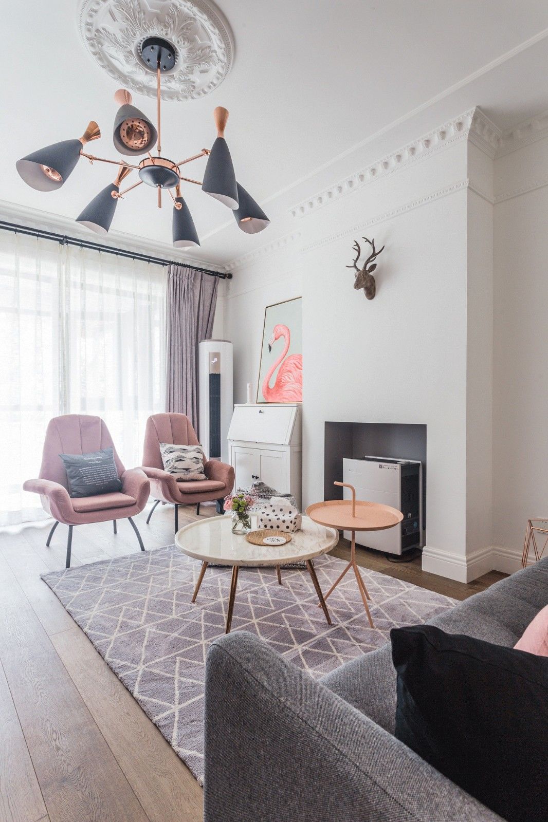 家居超人|年轻小夫妻的家，添加粉红色和圆形波点，满屋都是文艺青春的气息