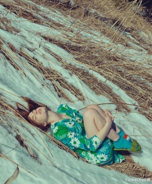 FASHION日报|90后有着独特风格的鬼马女孩 曾因增重5磅而遭冷眼