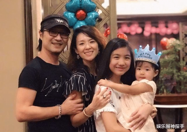 章子怡|章子怡3个孩子长大了，16岁大女儿颜值超生母，2岁儿子神似汪峰