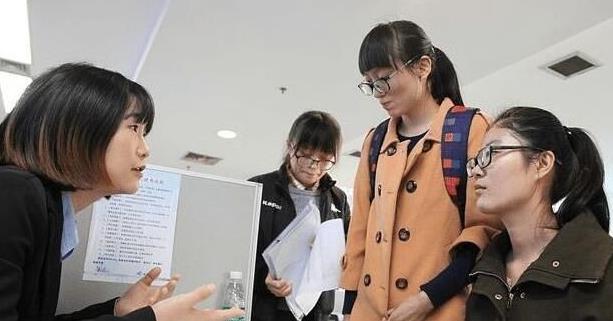 穿衣搭配|2022“专升本”新政策，这类专科生可免试就读本科，幸福说来就来