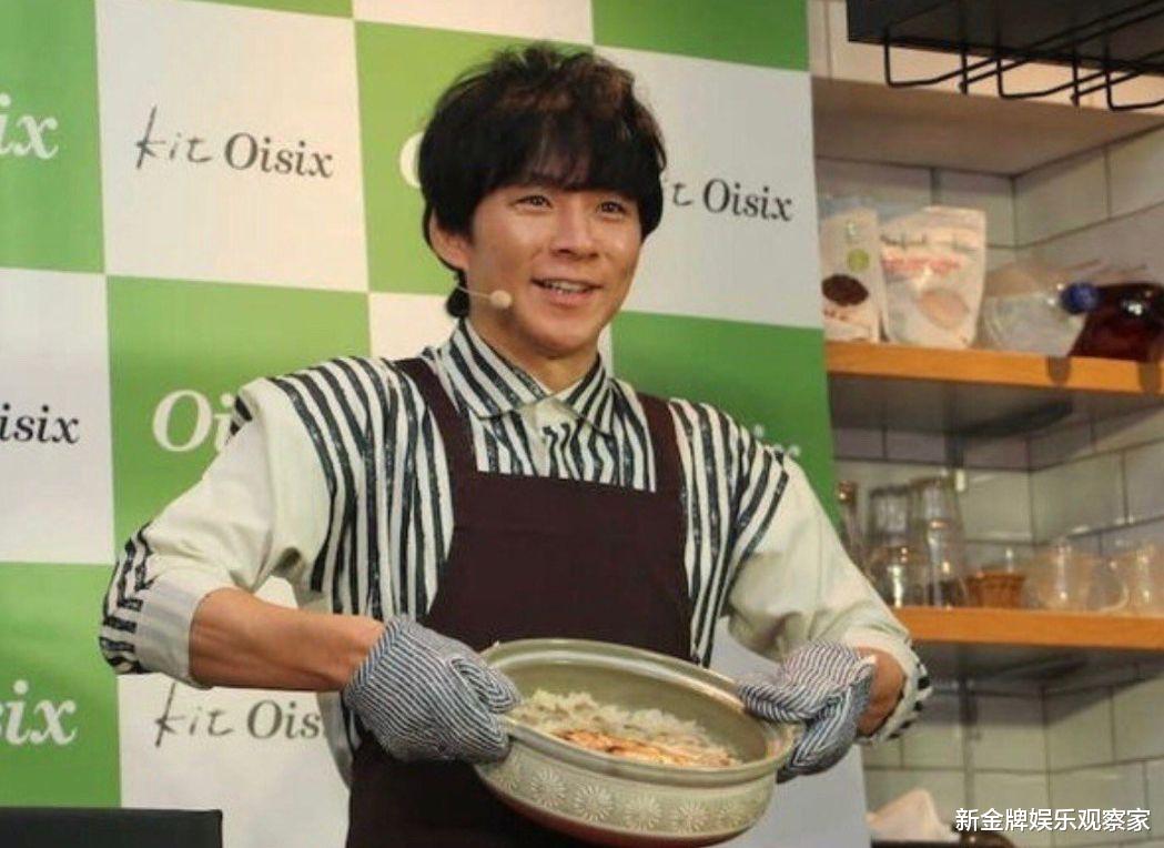 渡部建|渡部建破罐破摔重回海鲜市场打工，佐佐木希顶寒风捞金，到底图啥