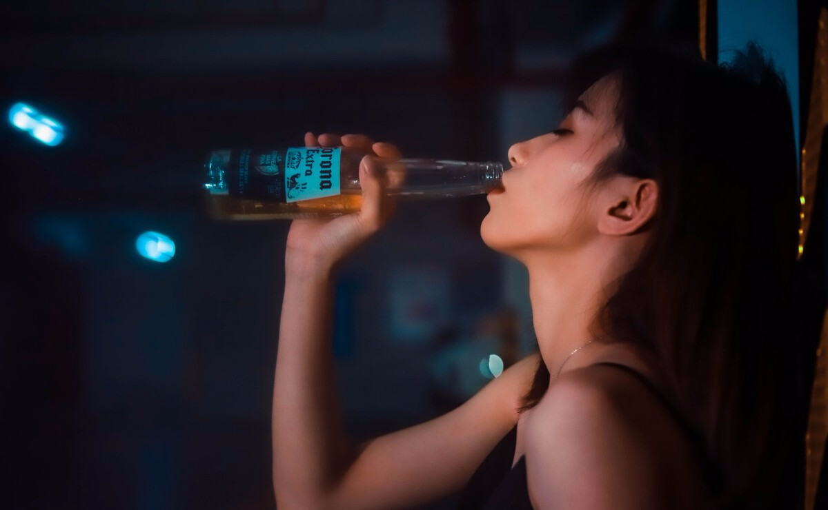 木棉说麻麻 为还债，本科宝妈进工厂做普工，以为从此安稳，发工资时失落了