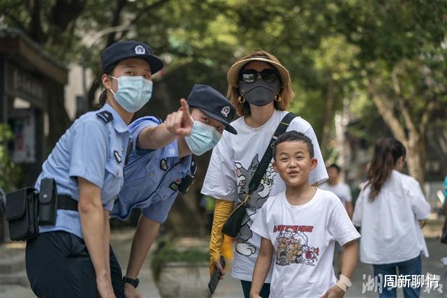 周新聊情|武汉出动328警力在商圈巡逻布控，保障节日安全有序