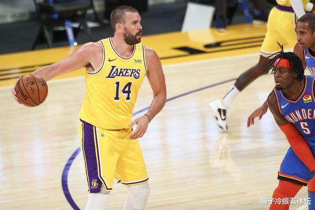 王哲林 湖人完成交易！得到王哲林签约权 为此送出小加索尔+次轮签+现金