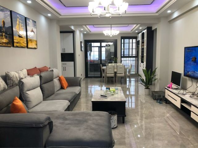 现代新房的装修完工,忍不住晒一晒图,公婆都说新房真漂亮