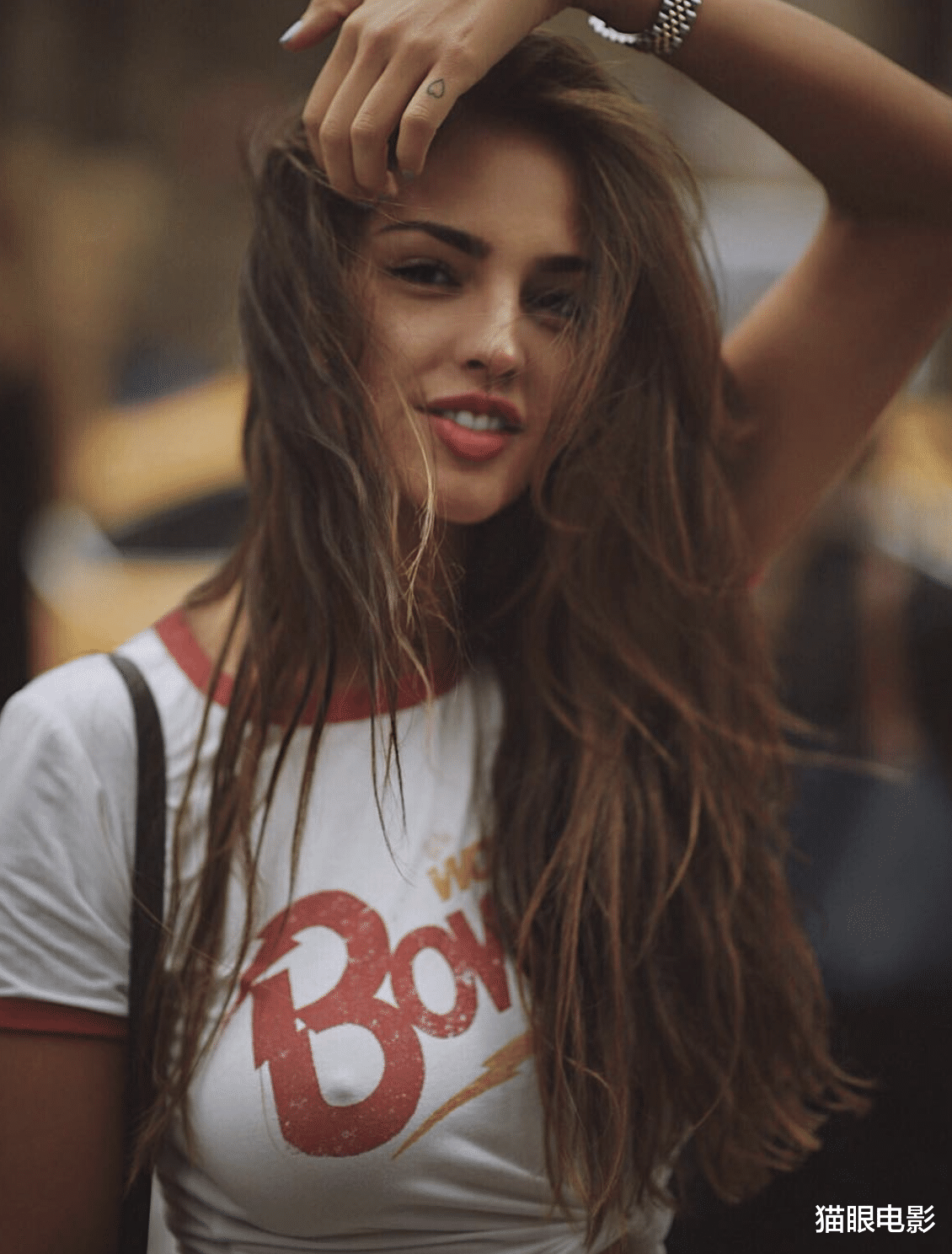 艾莎·冈萨雷斯|31岁艾莎水下大秀身材,穿泳衣太像美人鱼了,满屏都是大长腿