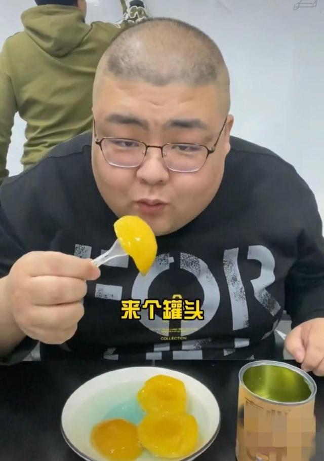 易学一家 “大胃王”泡泡龙去世，别再用“生命”赚取“金钱”