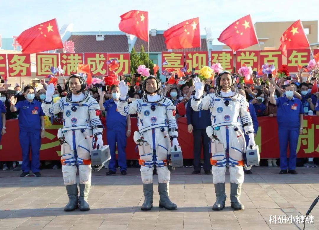 宇航员|如果神舟十二号发射失败，宇航员怎么逃生？
