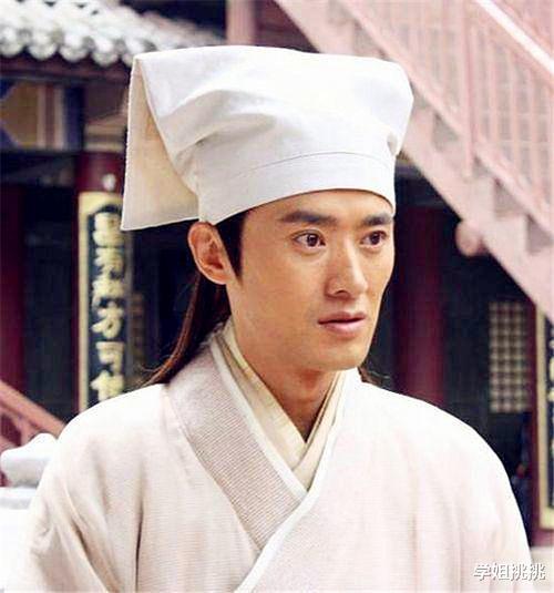 任泉|童年对“公子”的认知，就从他开始！衣服上都画了竹子