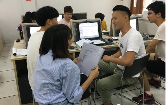 物理|新高考“受欢迎”选科组合,容易拿高分和优势,但中等生不适合