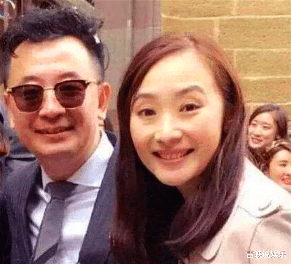 黄海波|黄海波深陷丑闻时，却有3个女人不离不弃，今被央视报道终被认可