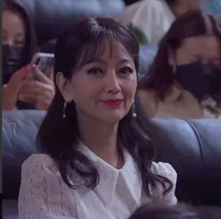 赵雅芝|赵雅芝这组图，打脸了多少人啊