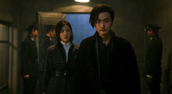 王鹤润|拍水戏嫌脏换150桶矿泉水？那个耍大牌的女星资源大好越混越牛