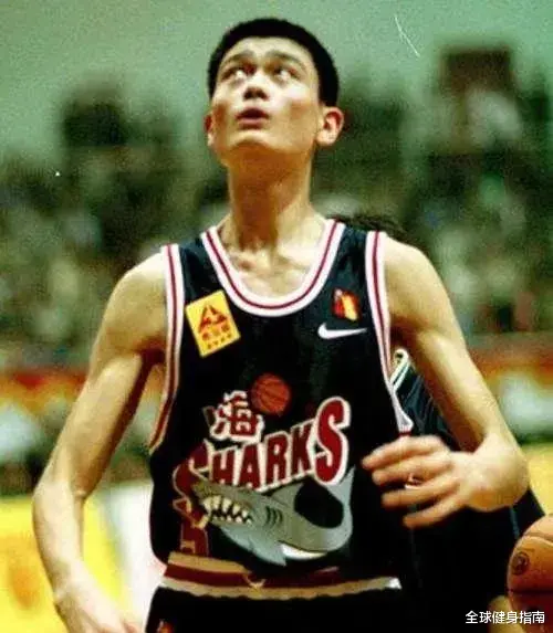 嫩模|在妻子孕期出轨嫩模？！被骂5年后，这位世界冠军现在咋样了？