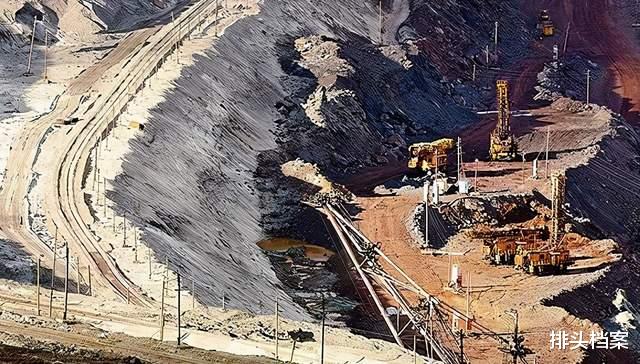 铁矿石 澳大利亚铁矿石这次亏大了，7983亿目标泡汤，中国在非洲早已布局