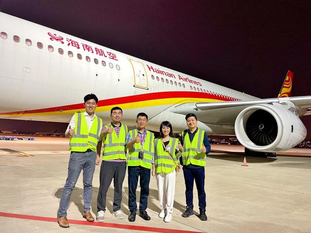 看航空 海南航空厦门=温哥华客改货包机航班成功首航