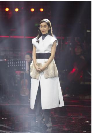 田亮|有种“整容”叫吉克隽逸卸妆，素颜照曝光后网友：为啥要扮黑？