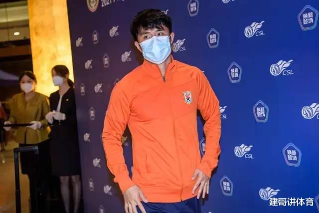 蒿俊闵|蒿俊闵的合同7月到期！提前回归武汉？鲁能多将传闻要来武汉